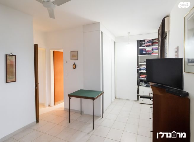 דירה, הרצליה