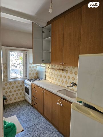 דירת גן, הרבי מקארלין, צהלון, שיכוני חסכון, תל אביב יפו