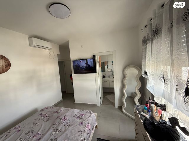 גג/ פנטהאוז, ברקת, אבני חן, חריש