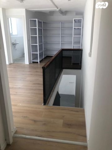 דירה, שונצינו, מונטיפיורי, הרכבת, תל אביב יפו