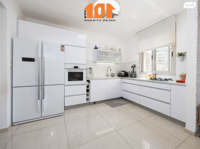 דירה, שמחת כהן, חומת שמואל, הר חומה, ירושלים