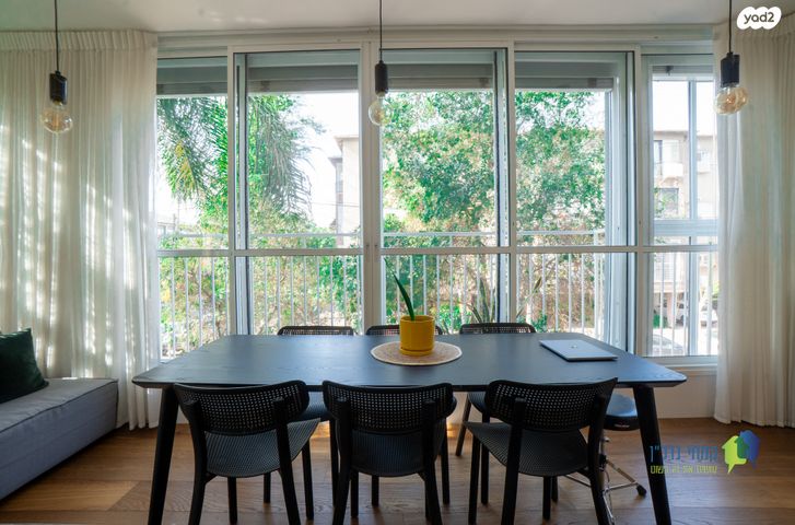 דירה, הל"ה, הל"ה, גבעתיים