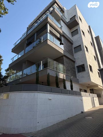 דירה, הנרקיסים, מרכז העיר, סביניה, הוותיקה, קרית ביאליק