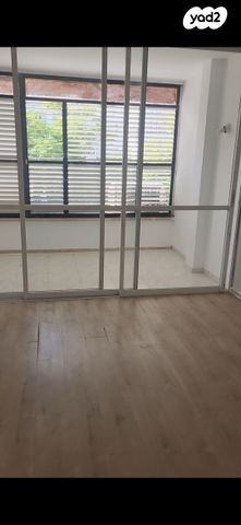 דירה, אריה שנקר 21, אגרובנק, חולון