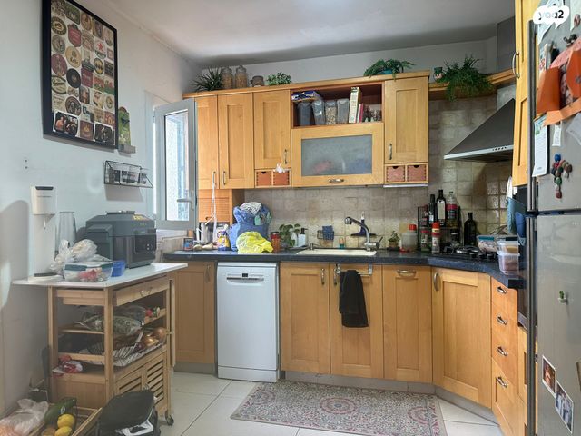 דירה, השחר, שיכוני מזרחי, כפר סבא