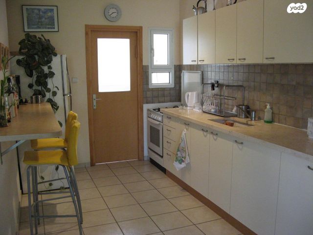 דירה, הנביאים, מודיעין מכבים רעות