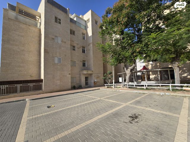 דירה, גדעון האוזנר 35, רמות הרכס, באר שבע