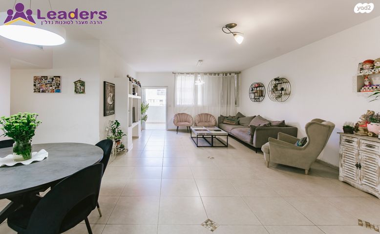 דירה, הבנים, הרצליה