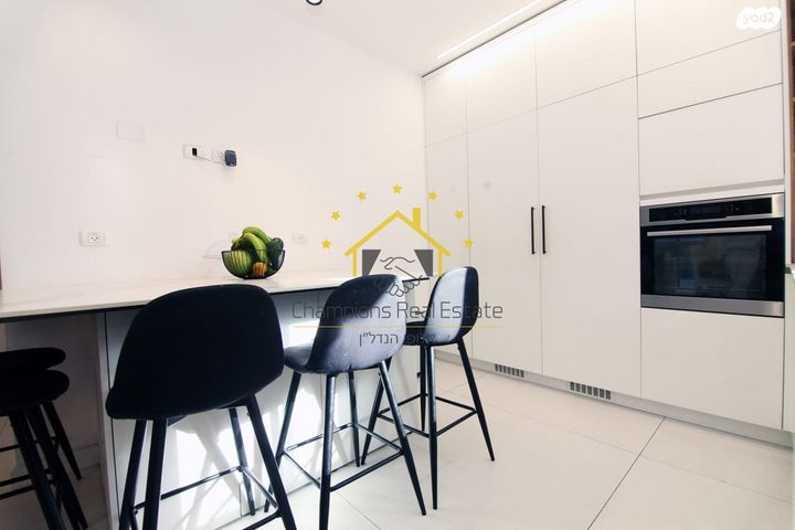 בית פרטי/ קוטג', שמורת נחל שניר, אגמים, נתניה