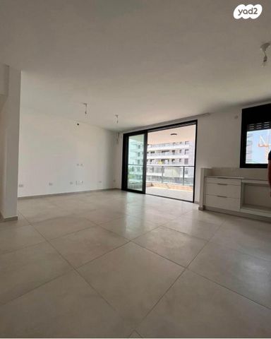 דירה, הוד השרון