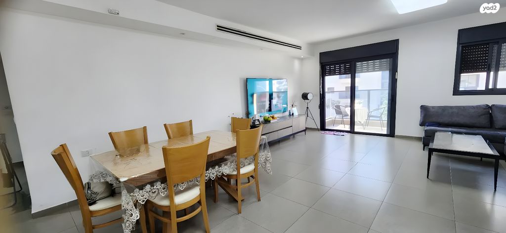 שרה אהרונסון 