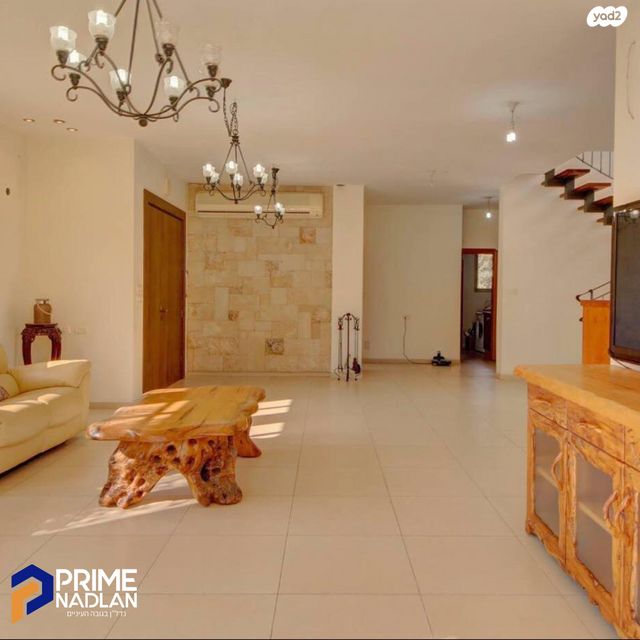 בית פרטי/ קוטג', הטייסים 1, חדרה