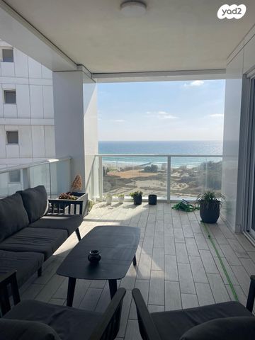 דירה, גבעת אולגה, חדרה