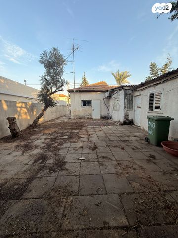 בית פרטי/ קוטג', יוטבתה 22, חולון