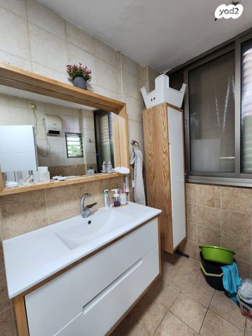 דירה, הראשונים, מגדל העמק