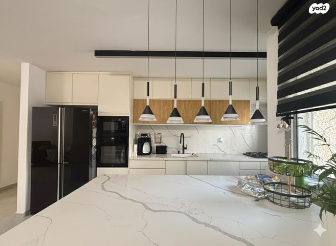 דירה, חצרות הדר, כפר סבא