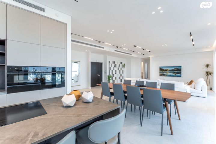 דירה, המתמיד 19, שכונת הראשונים, רמת גן