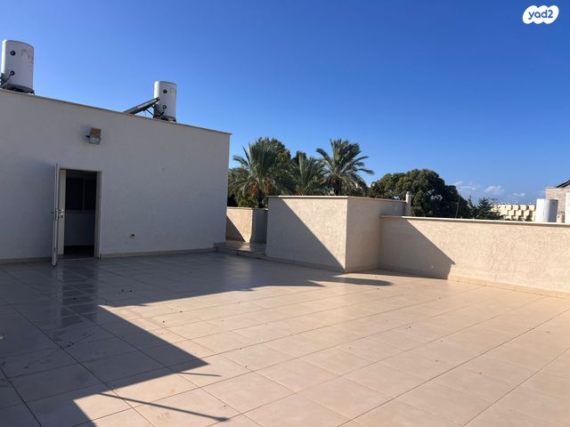 דו משפחתי, עמידר, נהריה