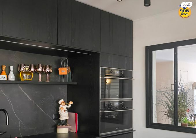 דירה, משה סנה, הדר המושבות החדשה / אם המושבות החדשה, פתח תקווה