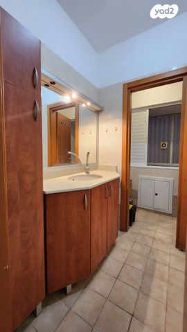 דירה, יהודה לייב פינסקר, ראשון לציון