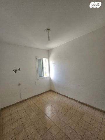 דירה, שאול הדדי, רמת יוסף, בת ים