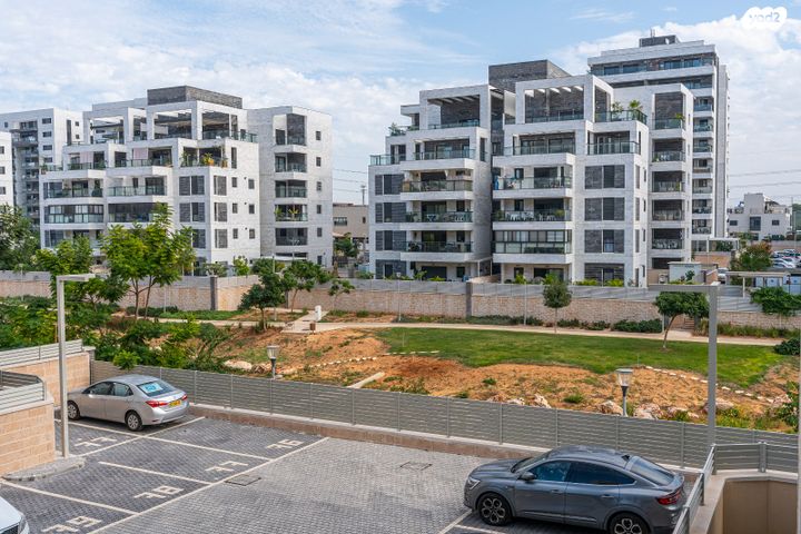 דירה, לבונה, אור ים, אור עקיבא