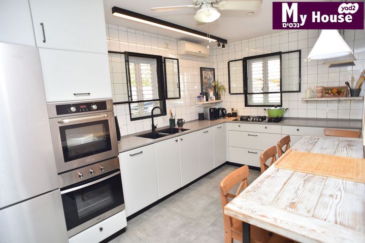 דו משפחתי, גבעת אביב, גדרה