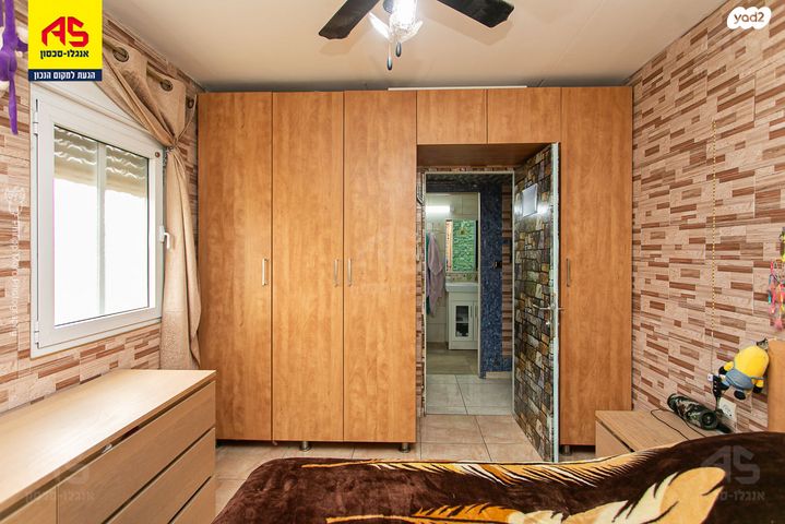 דירה, י.ל. פרץ, קרית ביאליק