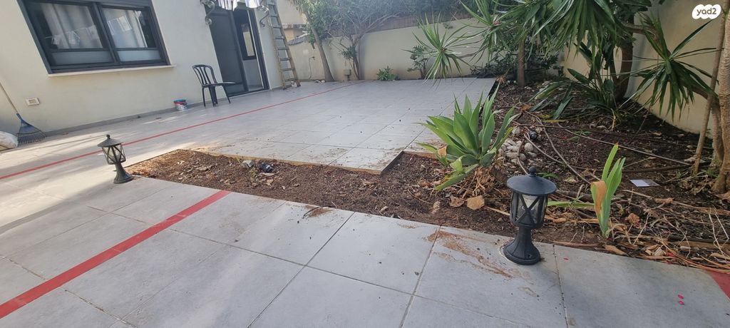 דירת גן, קיסריה