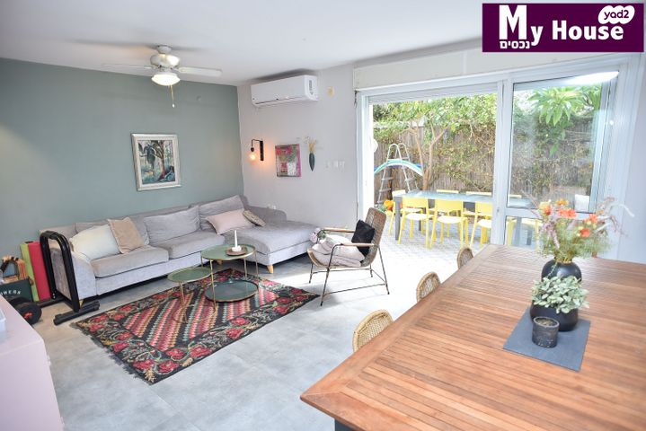 דו משפחתי, גבעת אביב, גדרה