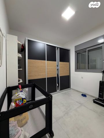 דירה, הנרקיסים, מרכז העיר, סביניה, הוותיקה, קרית ביאליק