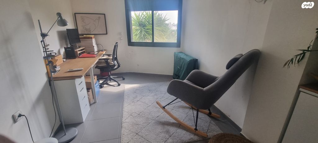 דירת גן, קיסריה