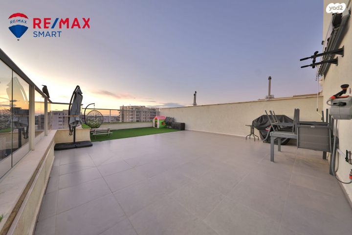 גג/ פנטהאוז, העצמאות, מרכז העיר, קרית אתא