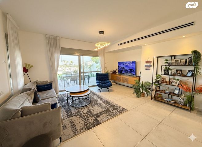 גג/ פנטהאוז, כפר יונה