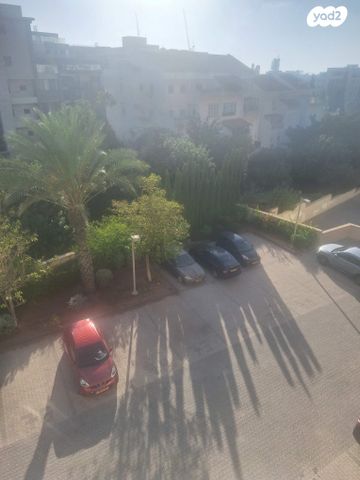 דירה, הרצליה