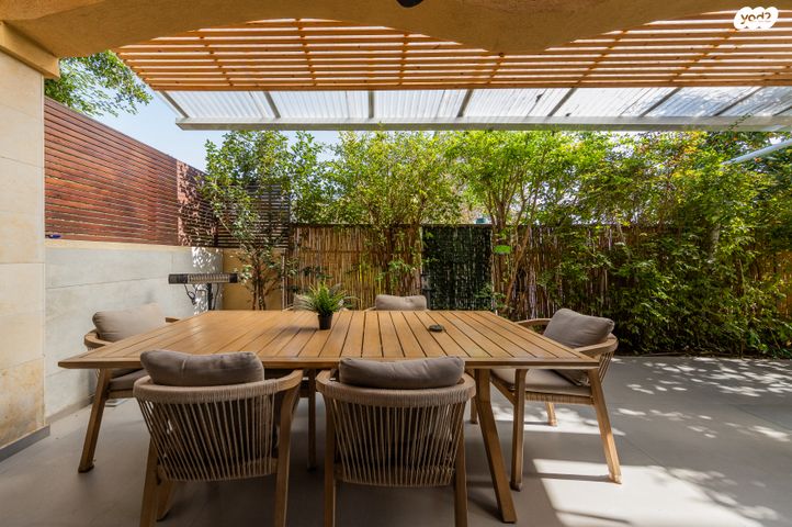 דירת גן, שלמה בן יוסף, הוד השרון