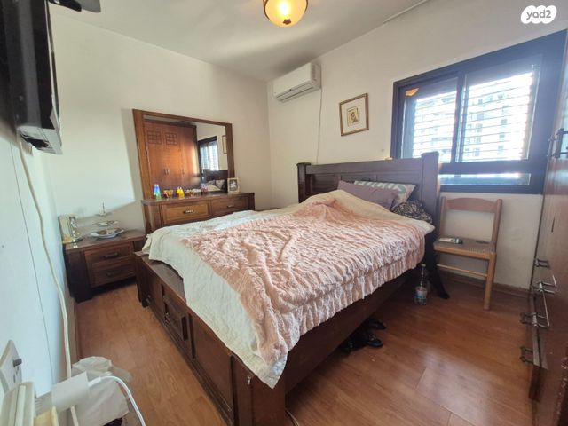 גג/ פנטהאוז, קיראון, קרית אונו