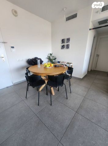 דירה, רמה 2, נווה שרת, תל אביב יפו