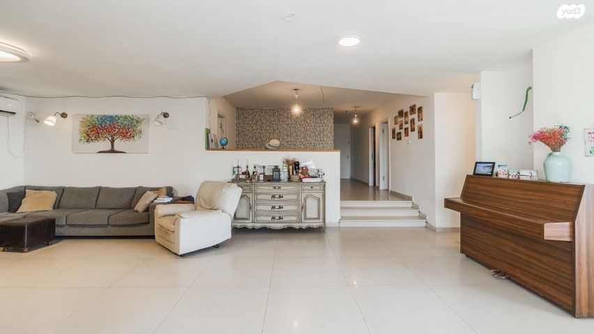 בית פרטי/ קוטג', מיתר / כרמית