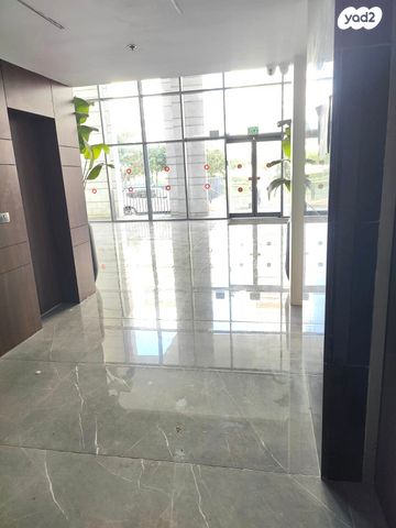 דירה, מאיר עמית, נתניה