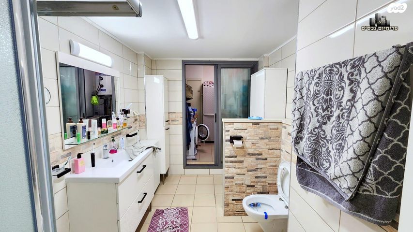 דירה, דוד רמז, עיר, מרכז העיר, נהריה