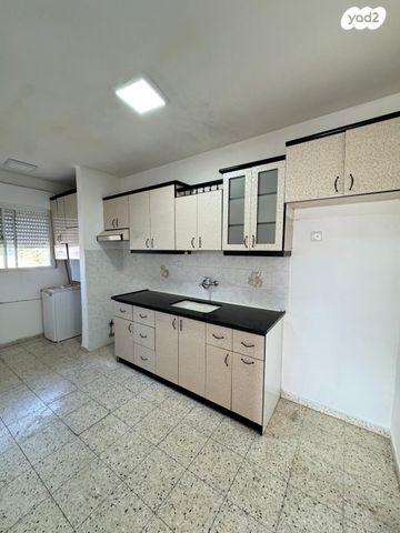 דירה, אצ"ל, אלמוגים, קרית ים