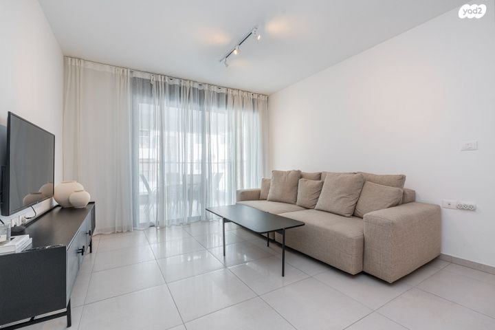 דירה, לבונה, אור ים, אור עקיבא