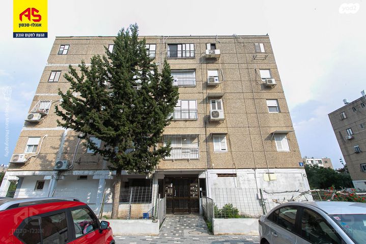 דירה, י.ל. פרץ, קרית ביאליק