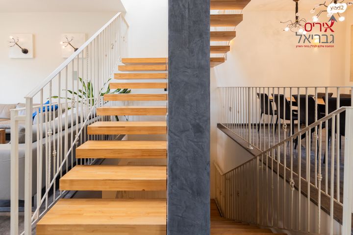 דו משפחתי, מתחם 19 - 20 (מתחם הפרחים), הוד השרון