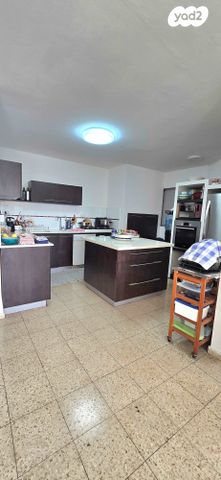 דירה, אצ"ל, תל גיבורים, חולון