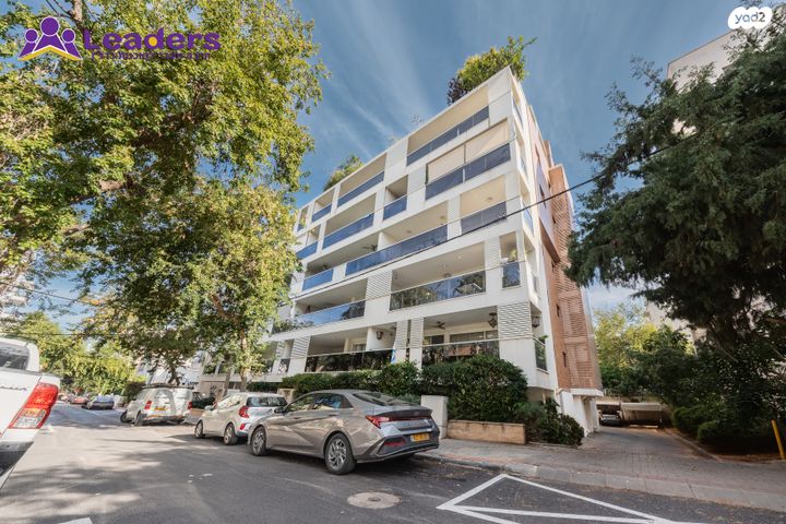 דירה, פלמ"ח 6, הרצליה