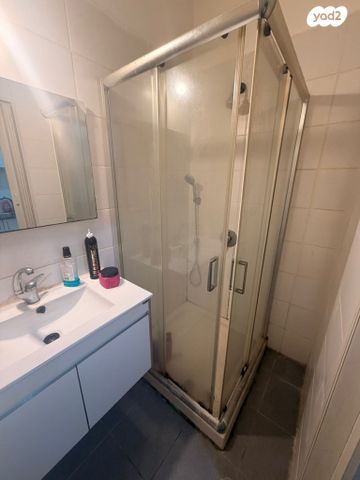 דירה, הנביאים, הרצליה, חיפה