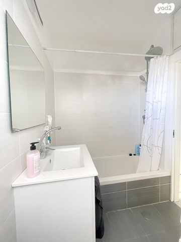 דירה, ארלוזורוב, שעריים, רחובות