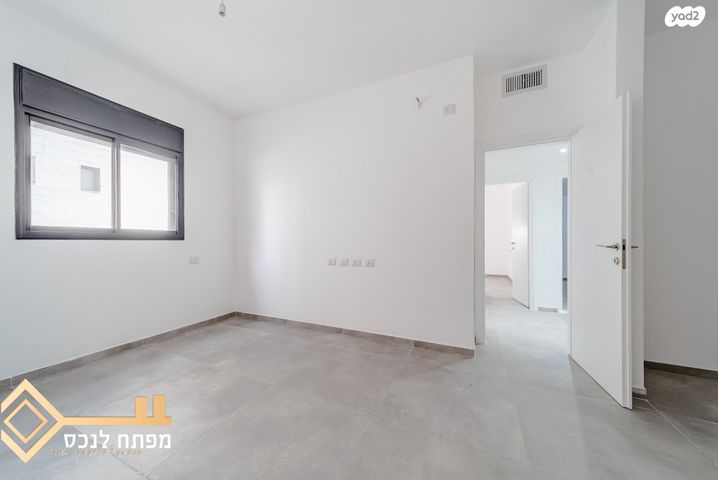 דירה, אריאל שרון, נווה שרון / שער העיר, נתיבות